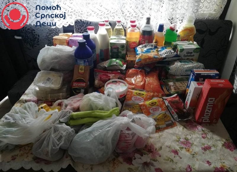 Namirnice za porodicu Anđelković 1