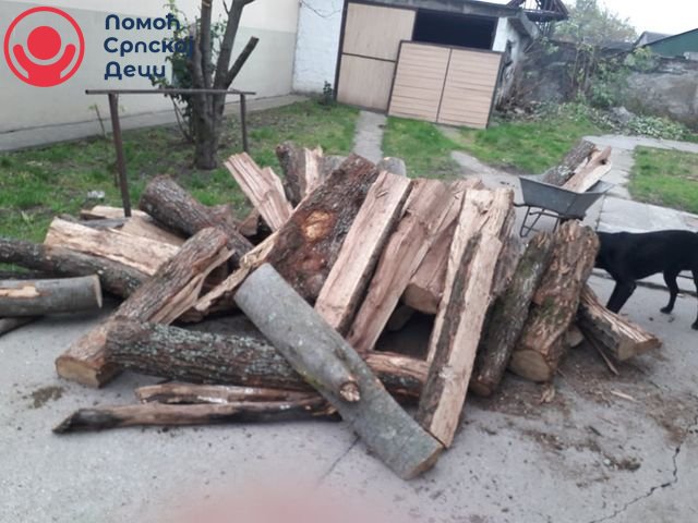 Kupovina ogreva za porodicu Martinović 1 Kupovina ogreva za porodicu Martinović 1