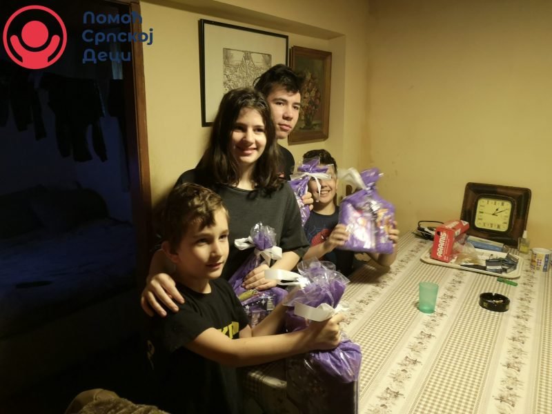Novogodišnji paketići za našu decu 2 Novogodišnji paketići za našu decu 2