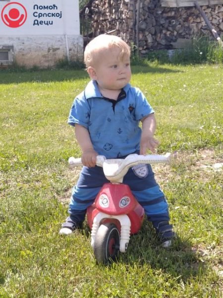 Potrebne namirnice i pelene za porodicu Stevanović 1 Potrebne namirnice i pelene za porodicu Stevanović 1