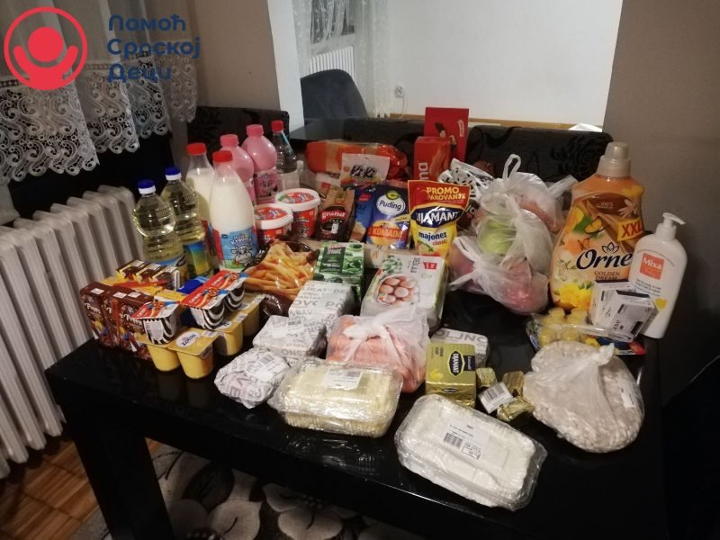 Namirnice za porodicu Anđelković 1