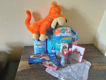 Donacija garderobe, obuće, igračaka i pelena porodici Stevanović 4 Donacija garderobe, obuće, igračaka i pelena porodici Stevanović 4