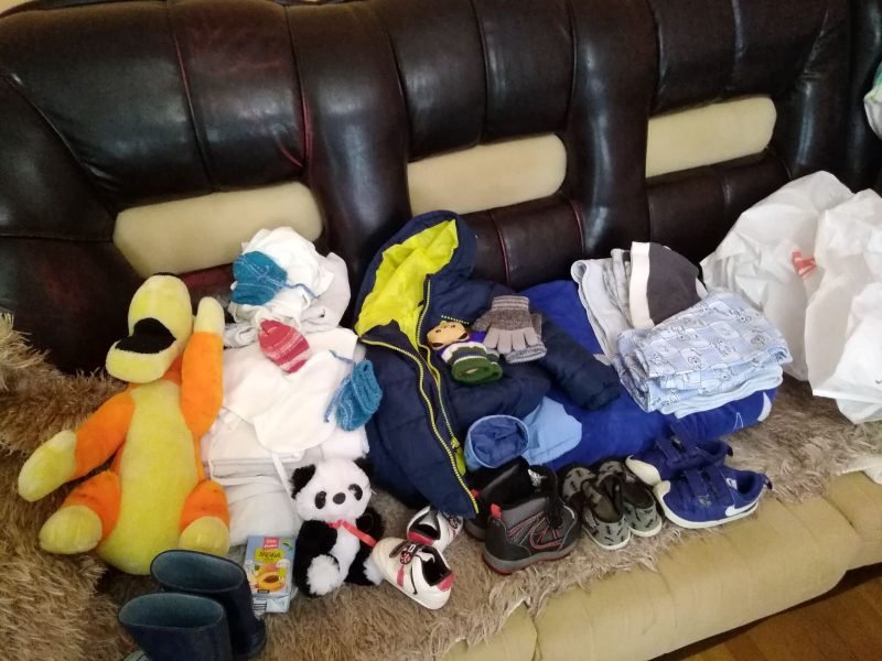 Donacija garderobe, obuće, igračaka i pelena porodici Stevanović 6 Donacija garderobe, obuće, igračaka i pelena porodici Stevanović 6