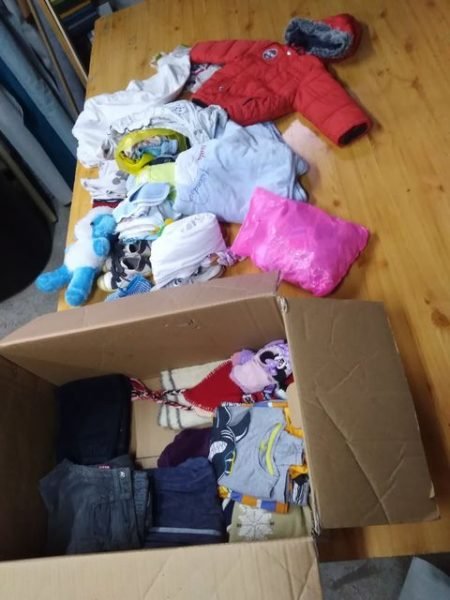 Donacija garderobe za porodicu Trajković 3 Donacija garderobe za porodicu Trajković 3