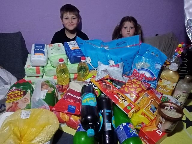 Kupovina namirnica za porodicu Živanović 1 Kupovina namirnica za porodicu Živanović 1
