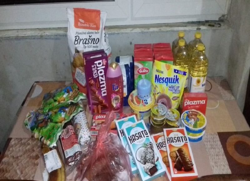 Kupovina namirnica za porodicu Brošćanc 1 Kupovina namirnica za porodicu Brošćanc 1