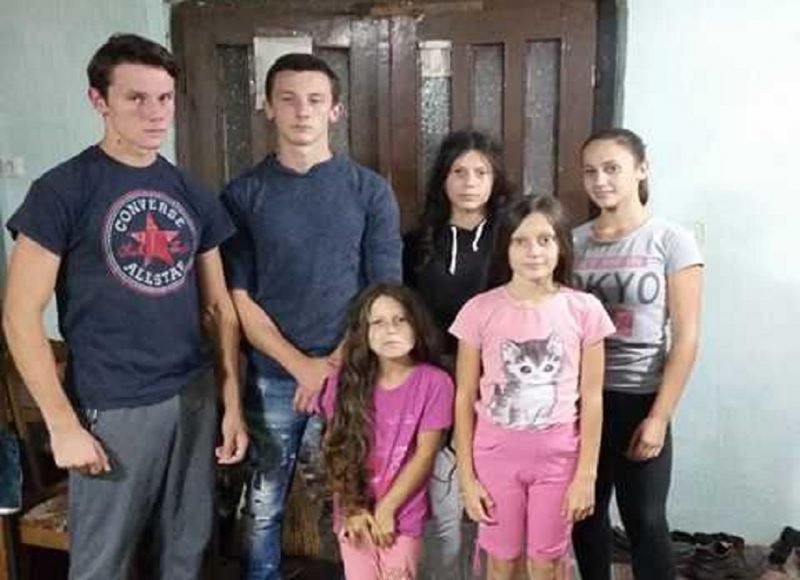 Potreban laptop za porodicu Ignjatović 1