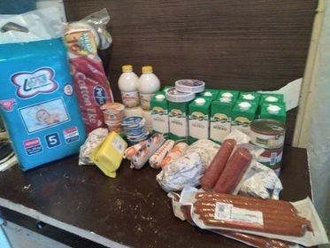 Kupovina namirnica za porodicu Stevanović 1 Kupovina namirnica za porodicu Stevanović 1