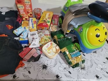 Donacija garderobe, hrane i igračaka za Vasilisa Ilić 1