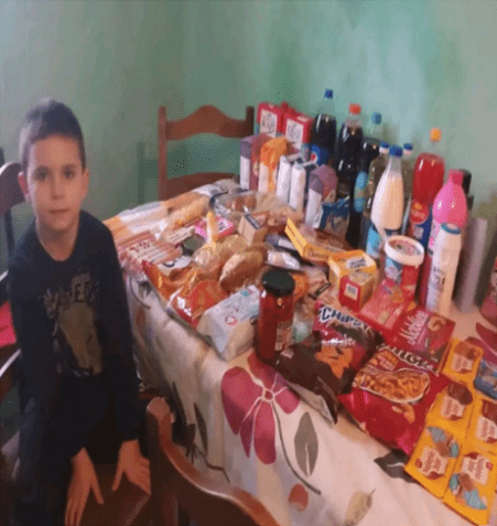 Kupovina namirnica za porodicu Popov 2 Kupovina namirnica za porodicu Popov 2