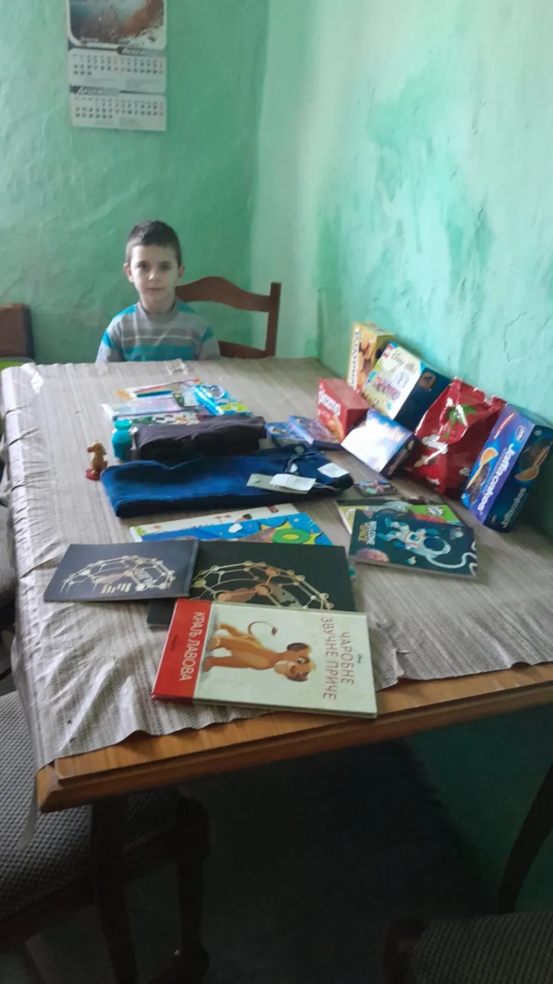 Paket pomoći  za porodicu Popov