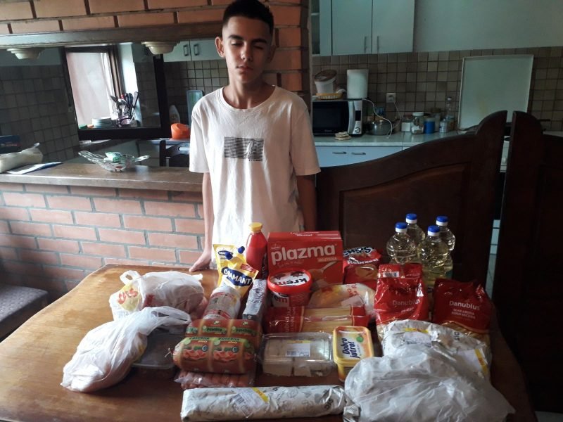 Kupovina namirnica za Andreja Dimovskog 2 Kupovina namirnica za Andreja Dimovskog 2