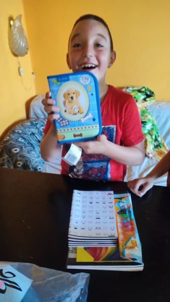 Donacija školskog pribora ugroženoj deci 14 Donacija školskog pribora ugroženoj deci 14