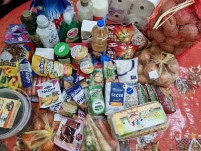Kupovina namirnica porodici Stančulj 2 Kupovina namirnica porodici Stančulj 2