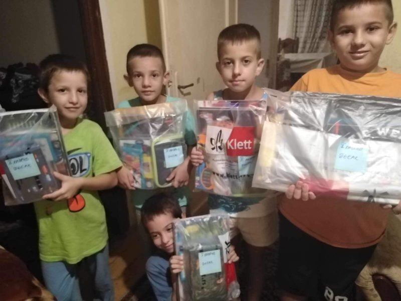 Kupovina školskog pribora ugroženoj deci 16