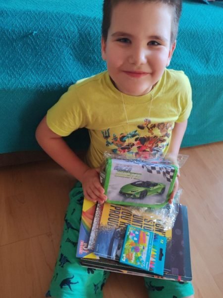 Kupovina školskog pribora ugroženoj deci 22