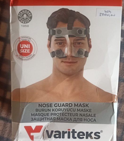 Donacija zaštitne maske dečaku koji je pretrpeo vršnjačko nasilje 2