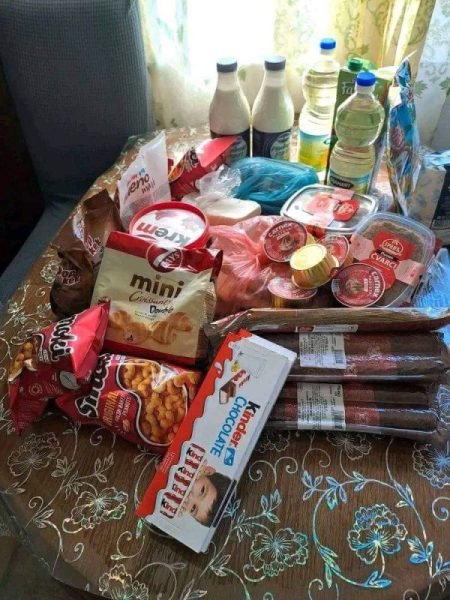 Kupovina hrane i sredstava za higijenu porodici Ratković