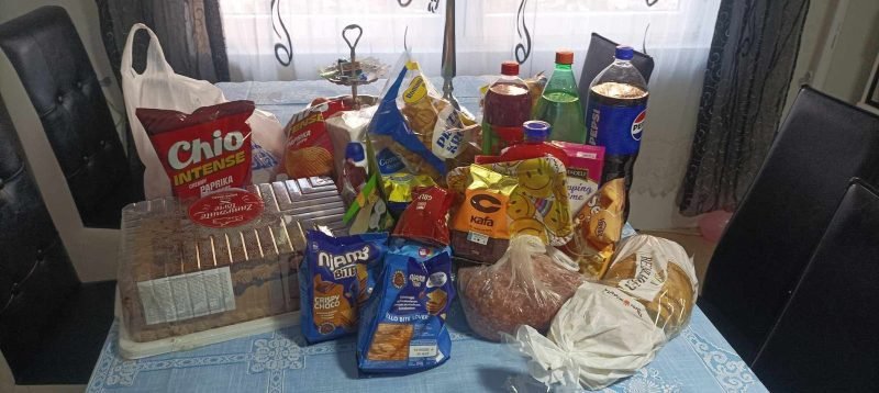 Kupovina namirnica porodici Biserčić 3