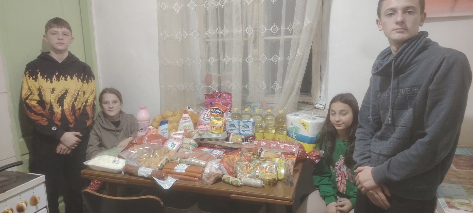 Kupovina namirnica Stepanu i njegovoj porodici /PU BAMBINO/ 1