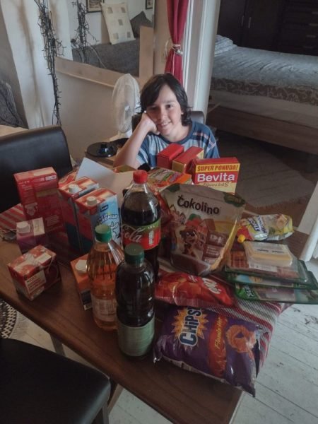 Kupovina namirnica Eni i Dušanu 2 Kupovina namirnica Eni i Dušanu 2
