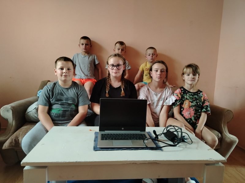 Donacija očuvanih laptopova ugroženoj deci //firma GDC Services and Solutions/ – drugi deo
