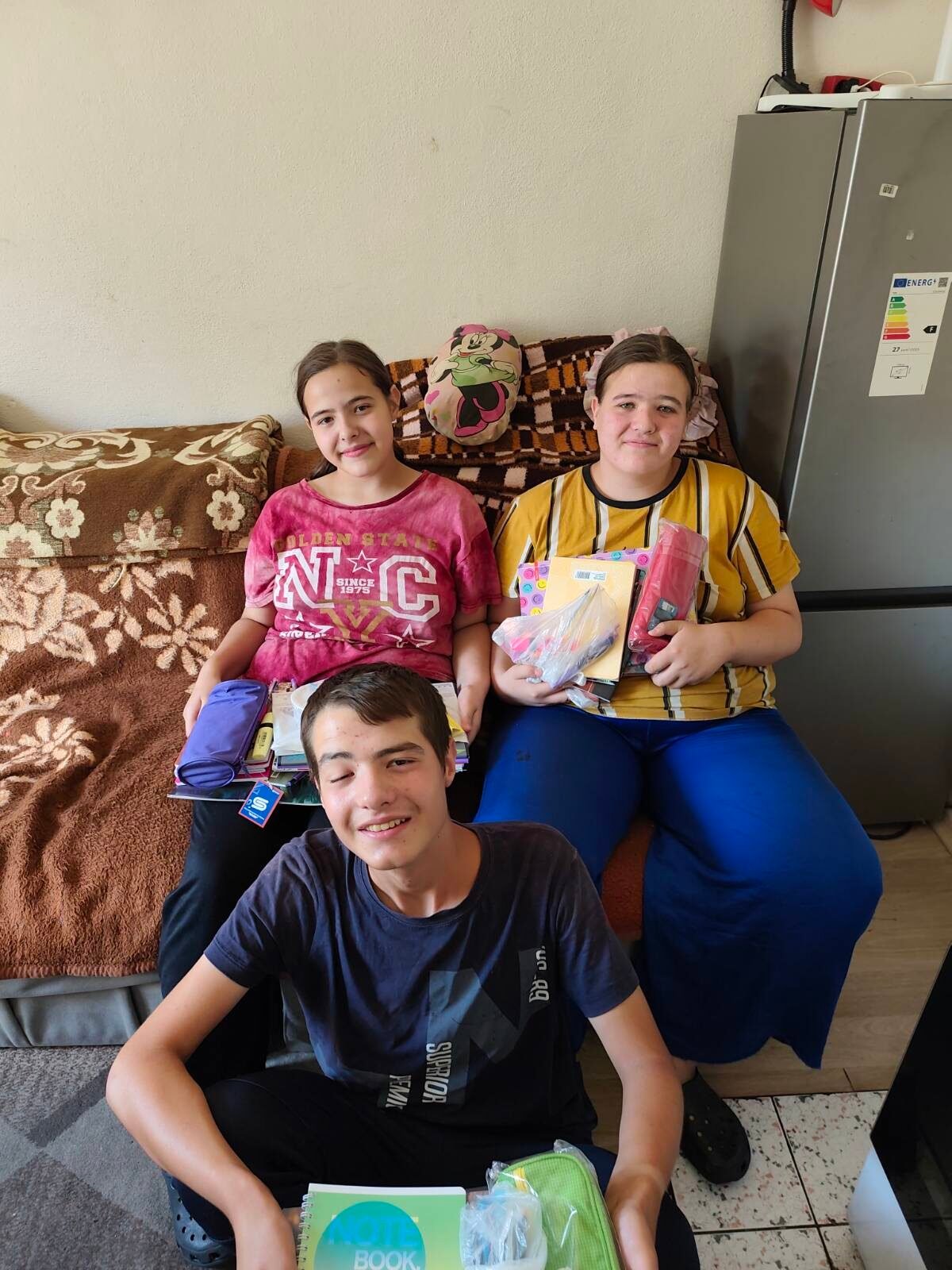 Kupovina školskog pribora ugroženoj deci - 2026. godina 25